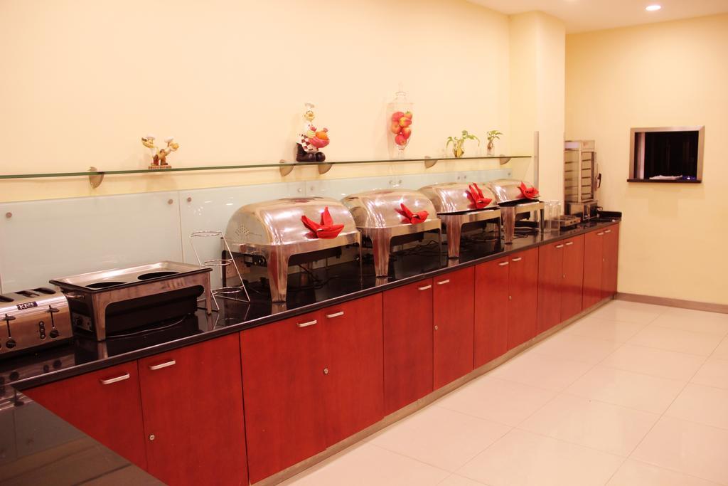 Hanting Express Shenyang Longemont Square Екстер'єр фото