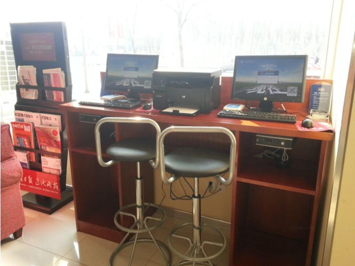 Hanting Express Shenyang Longemont Square Екстер'єр фото